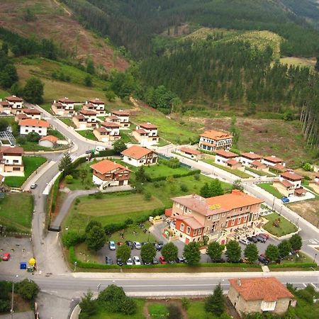 Hotel Erreka Гуэньес Экстерьер фото